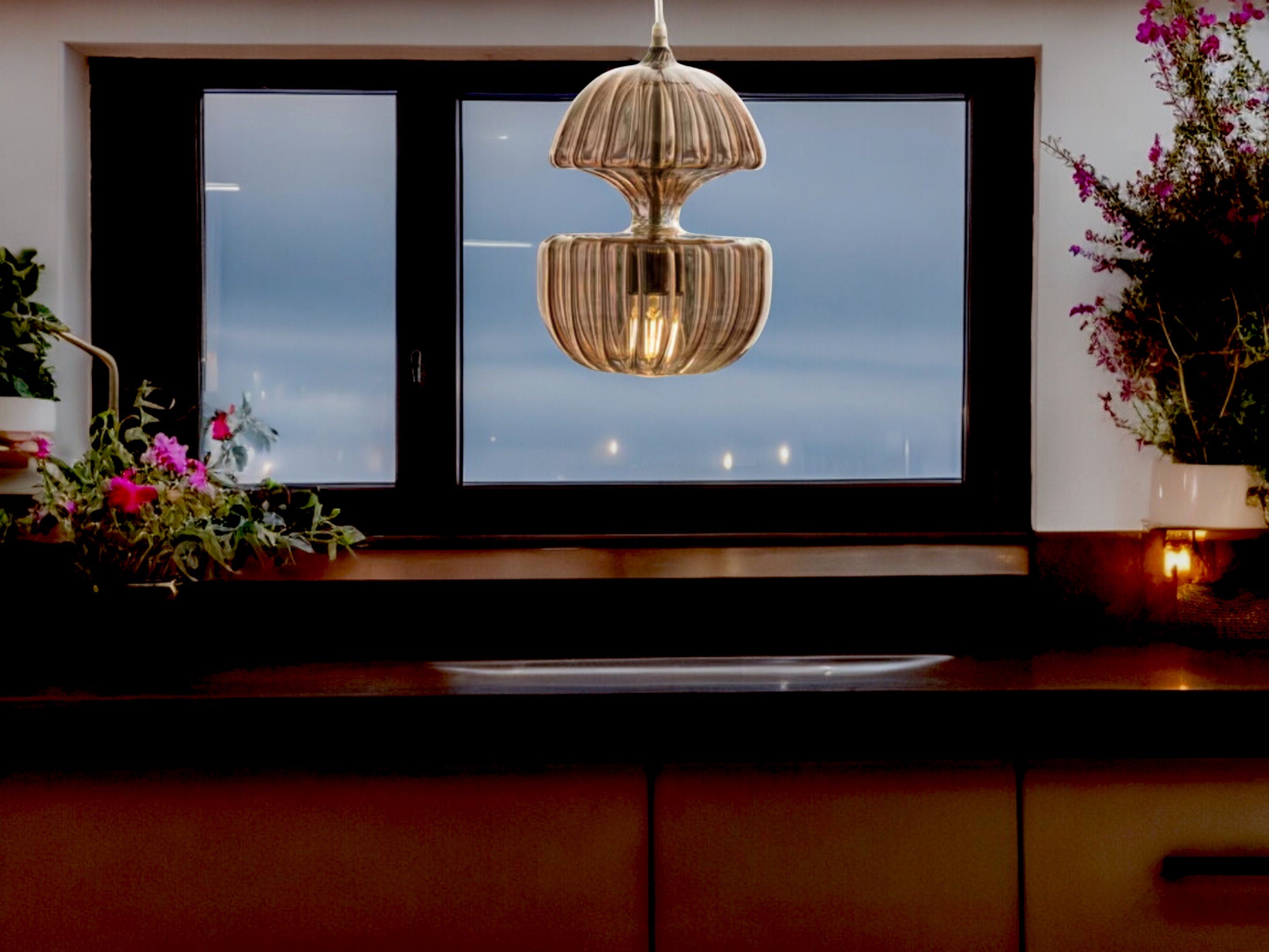 Artisan Handblown Glass Pendant light - Modern Kitchen Island Lighting - Contemporary Ceiling Light - Handmade Kitchen decoration