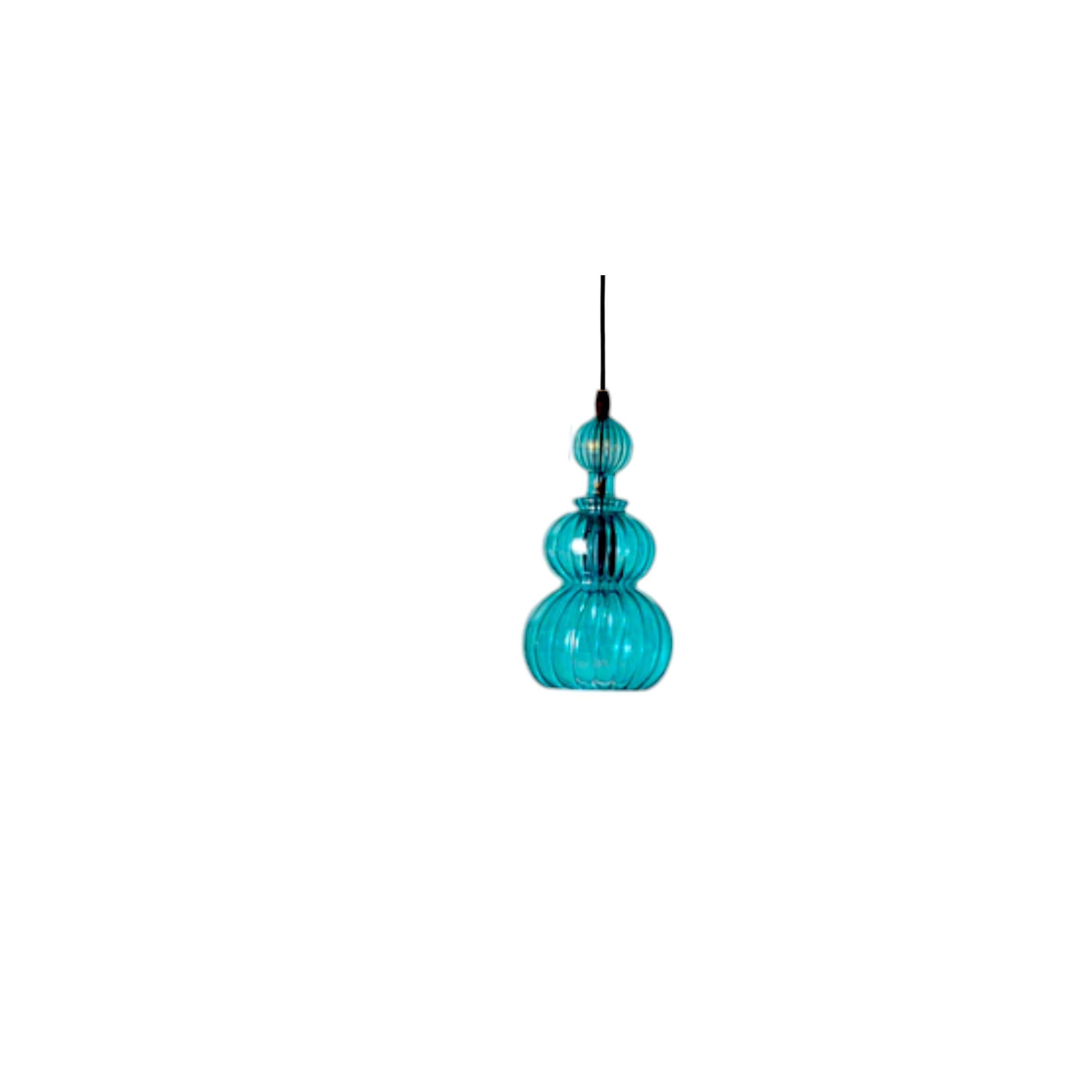 Elegant Handcrafted Glass Pendant Lamp – Custom Artisan Lighting for a Stylish Kitchen