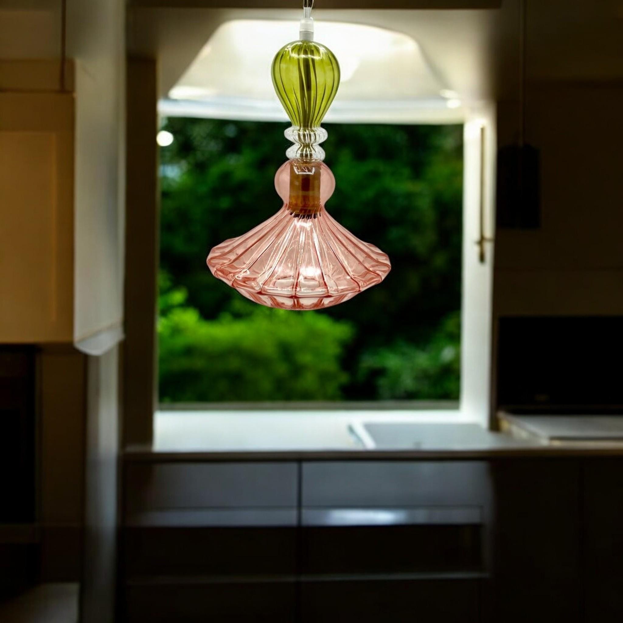 Artisan Handcrafted Pendant Light - Elegant Blown Glass Ceiling Fixture for a Stylish Touch
