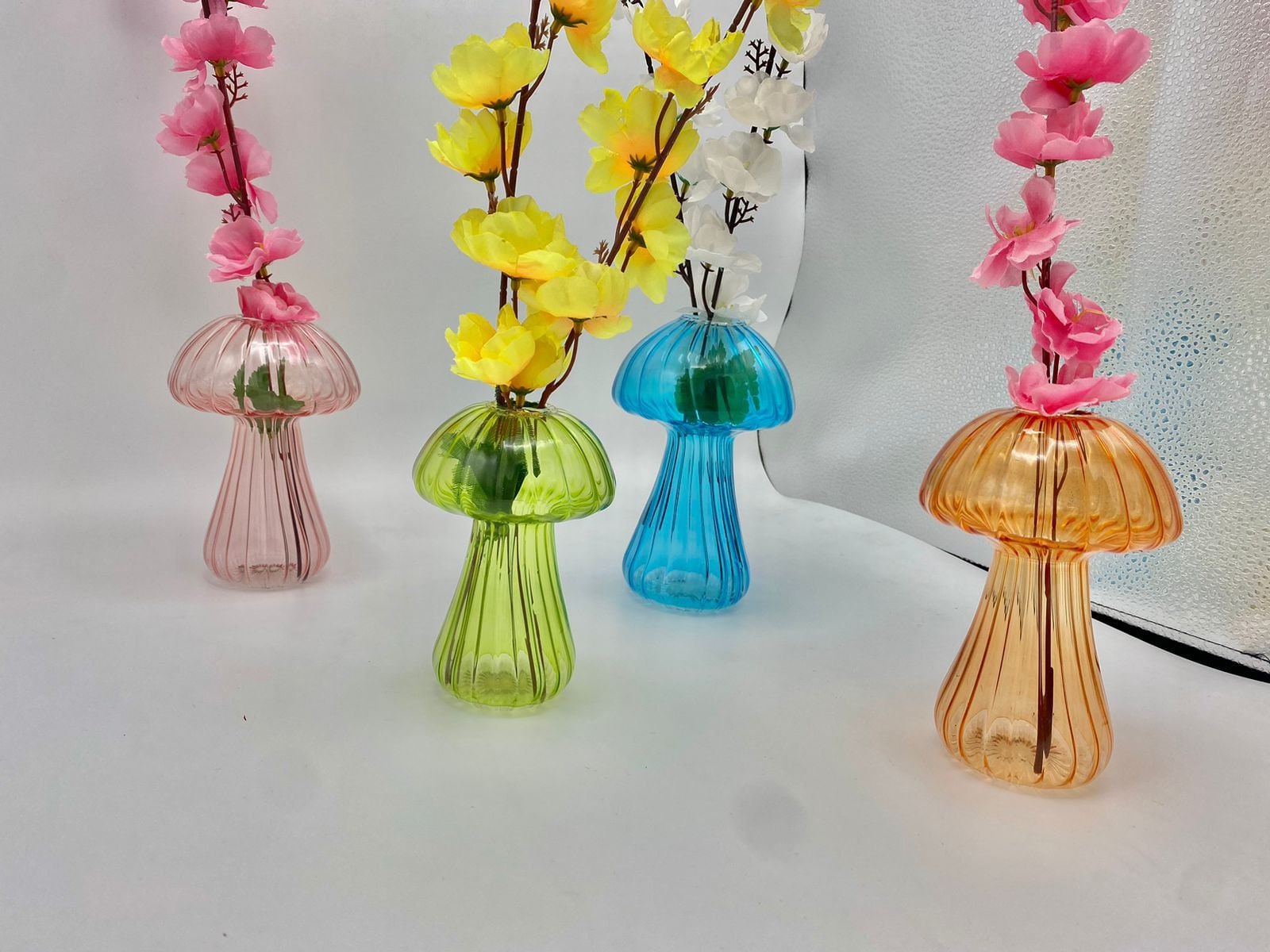Whimsical Glass Mushroom Vases Set – Unique Fungi Decor – Handcrafted Hydroponic Centerpieces – Handcrafted Hydroponic Centerpieces