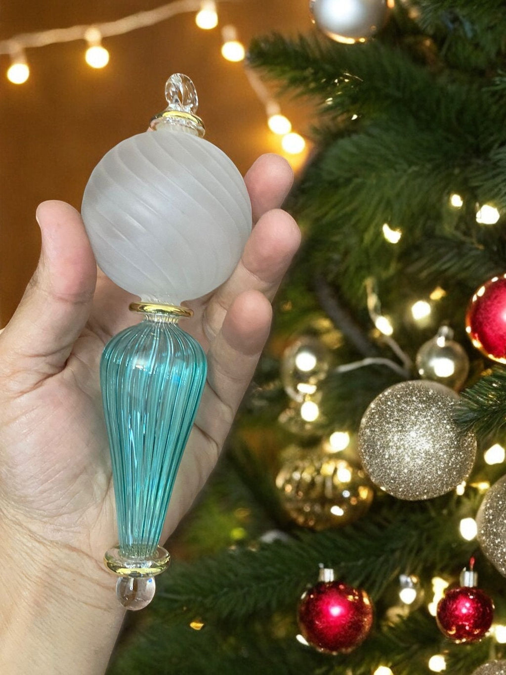 Elegantly Crafted Egyptian Glass Christmas Ornaments - Hand-blown Xmas Tree Decor - Tree Topper Delights - Ideal Holiday Gift