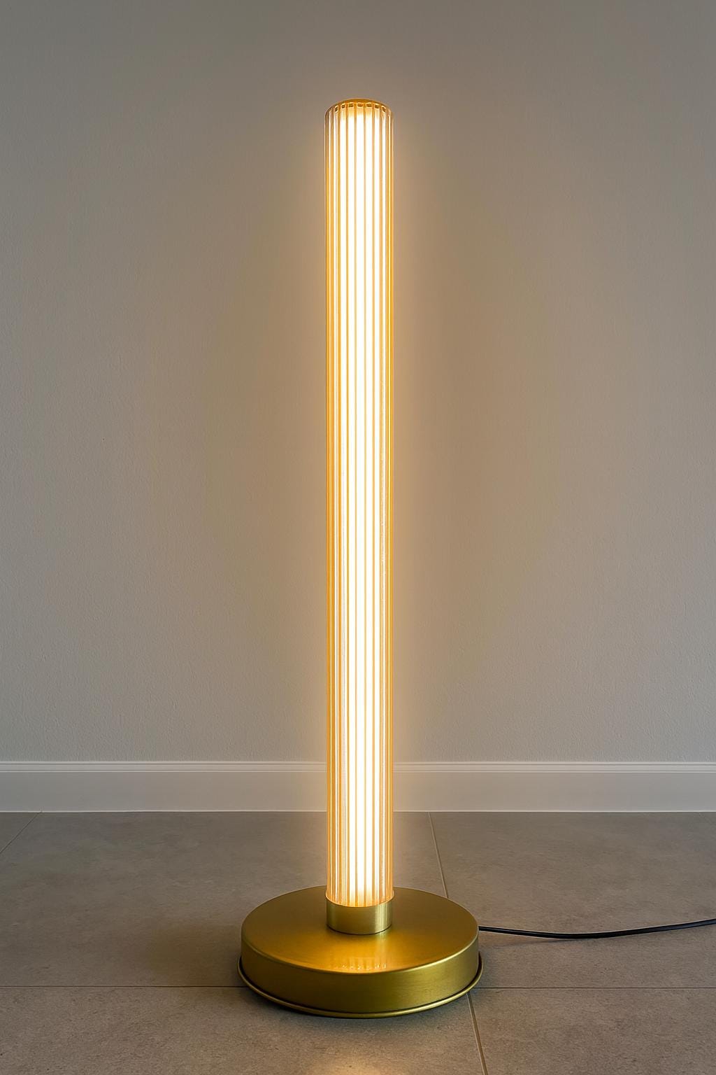 Handcrafted Glass Floor Lamp Elegant Design Contemporary Modern Handblown Glass Floor Lamp Artisan Crafted Standing Light modern floorlamp