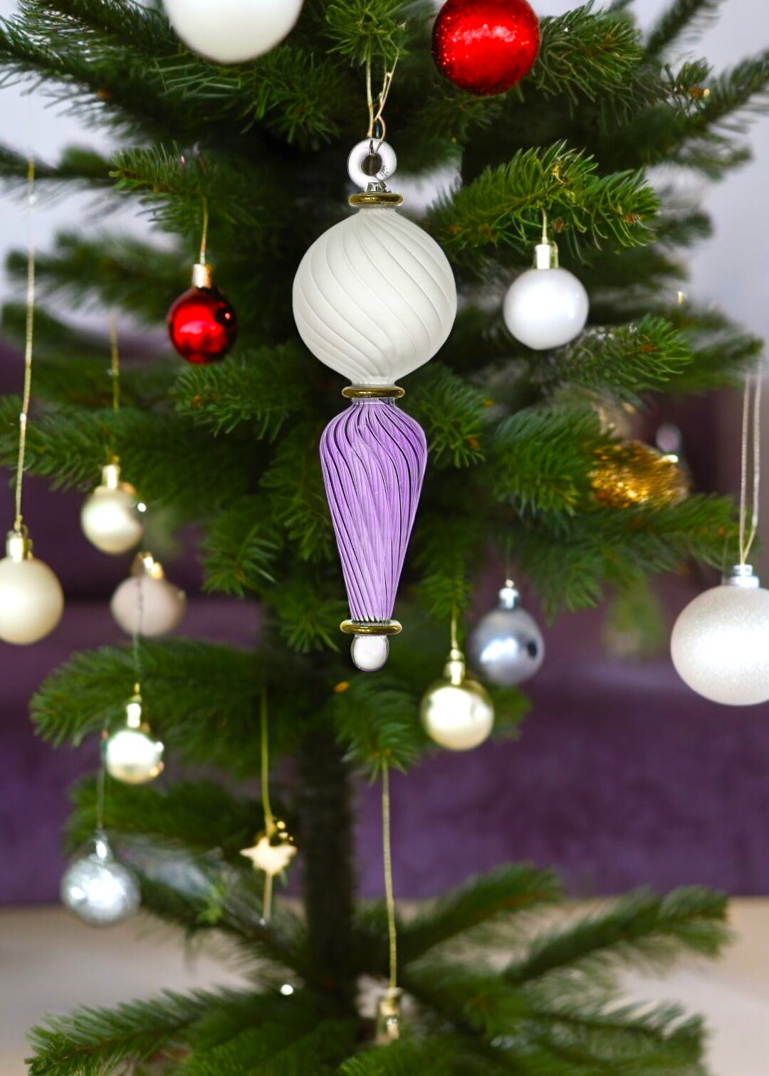 Elegantly Crafted Egyptian Glass Christmas Ornaments - Hand-blown Xmas Tree Decor - Tree Topper Delights - Ideal Holiday Gift