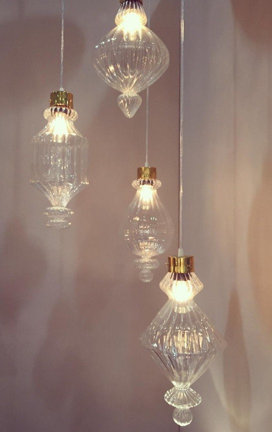 blown glass  pendant light, Unique light fixture, Kitchen décor, Ceiling light, Home décor modern, Light pendants, Dining room  Hanging lamp