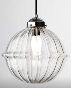 Elegant Custom Glass Pendant Lamp – Exquisite Artisan Chandelier Lighting-Stunning Pendant Light for Kitchen Elegance
